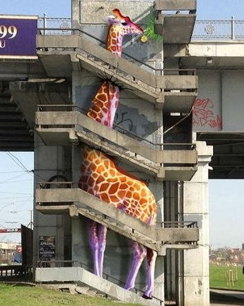 Жираф на Тургеневском мосту