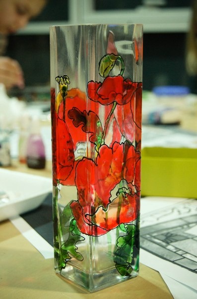 Мастер-класс по витражной росписи стеклянной вазы