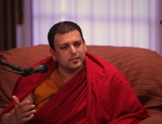 Встреча с буддистским монахом: "На Западе Фрейд уже все испортил"