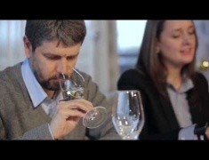Винная критика с Resto-Club: Три игристых вина вслепую